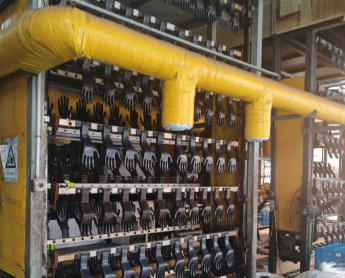 2025年11月20日江蘇南通勞保手套公司導(dǎo)熱油系統(tǒng)清洗換油工程結(jié)束